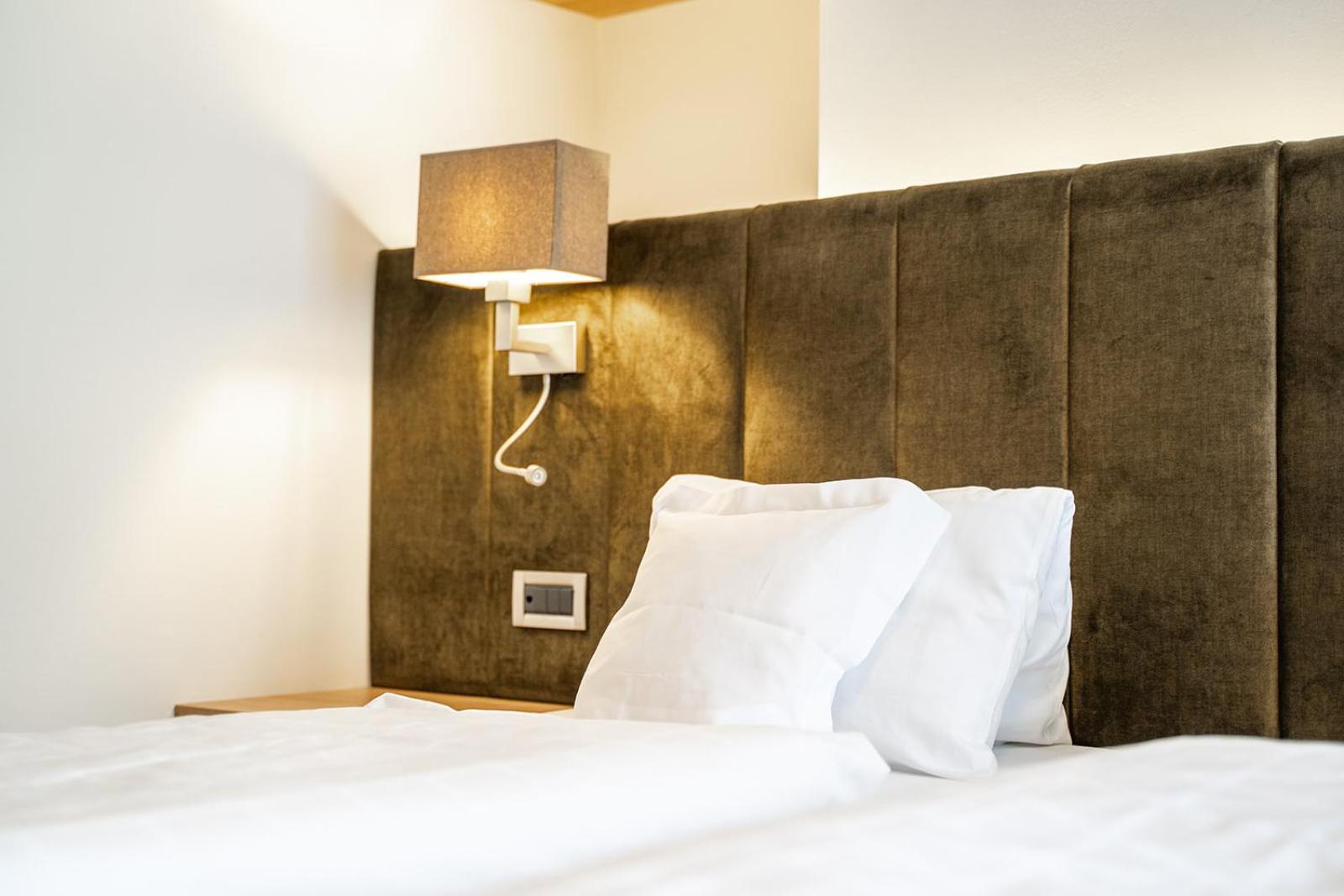 Hotel Brunnhofer ティローロ エクステリア 写真